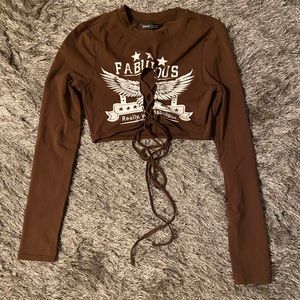 long sleeve brown graphic crop top